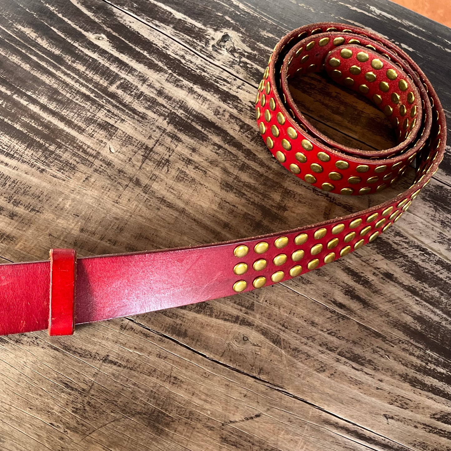 GUCCI MARMONT GG LOGO RED LEATHER STUDDED BELT RARE