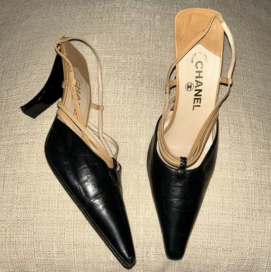 CHANEL CC Logo Beige Black Pointed Toe Slingback Pumps
