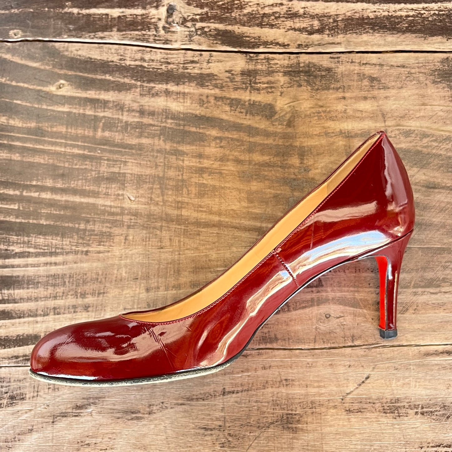 Christian Louboutin Burgundy Patent Leather Simple Pumps
