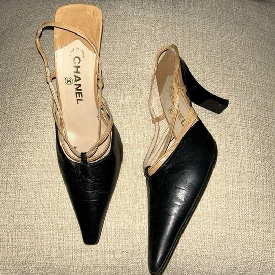 CHANEL CC Logo Beige Black Pointed Toe Slingback Pumps