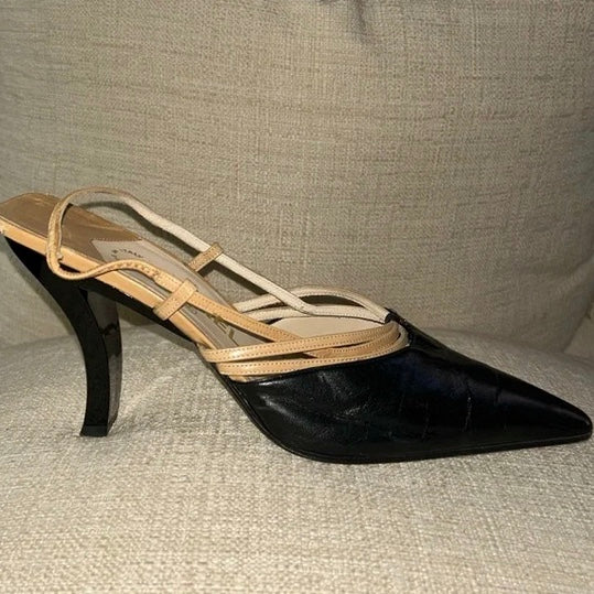CHANEL CC Logo Beige Black Pointed Toe Slingback Pumps