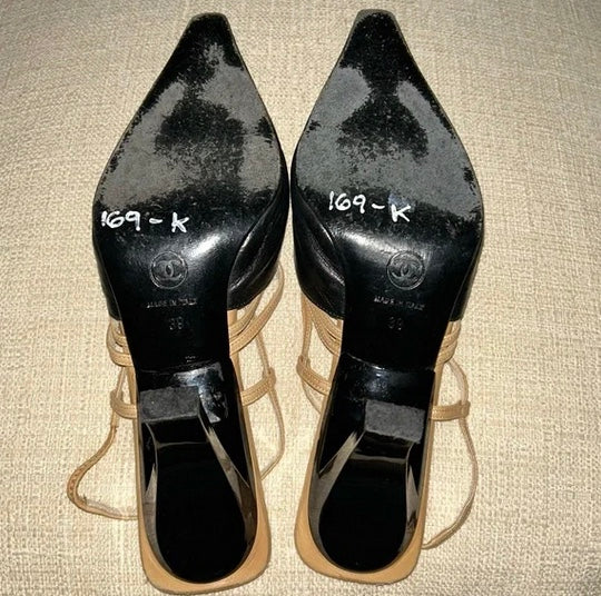 CHANEL CC Logo Beige Black Pointed Toe Slingback Pumps